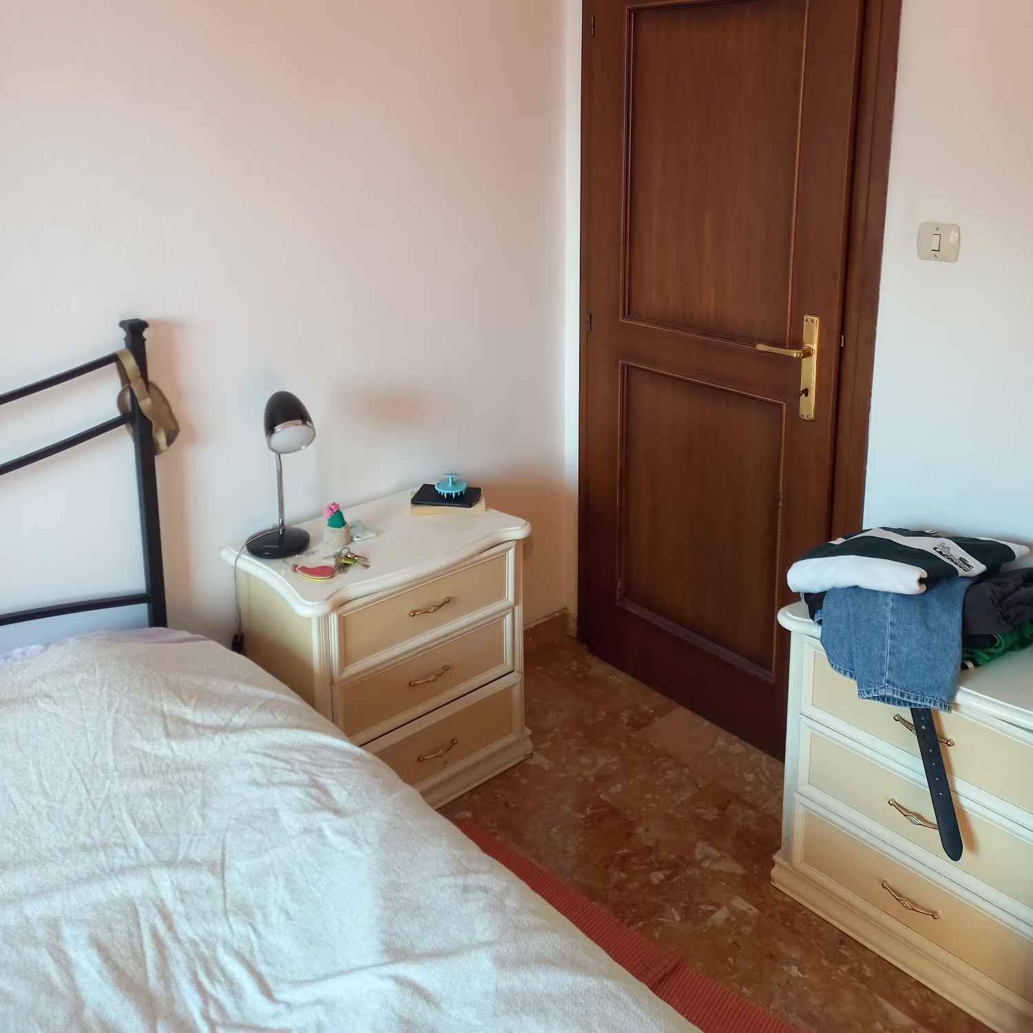 Immagine principale: affitto stanza singola