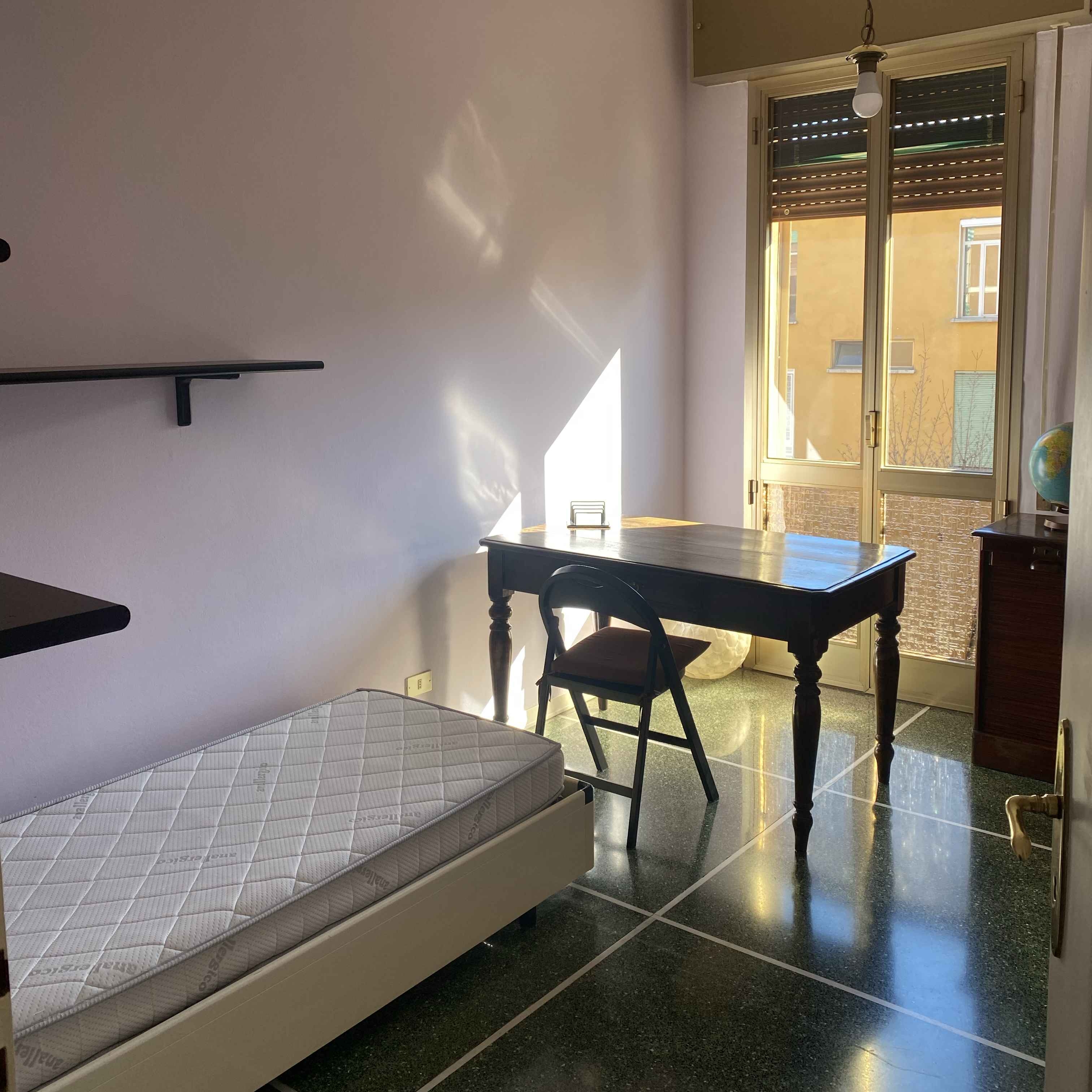 Immagine principale: Affitto stanza singola in via Alfredo Bergami