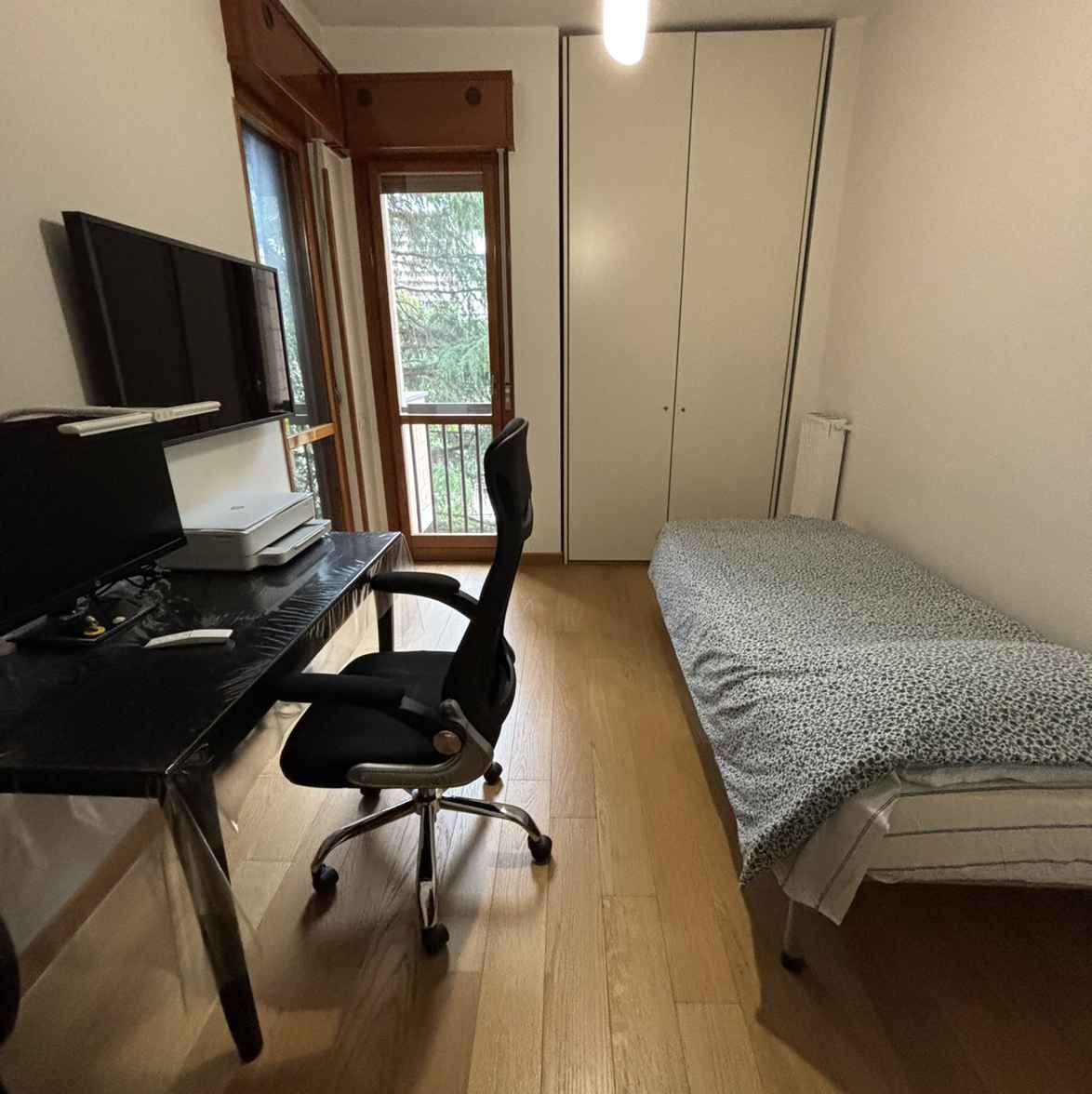Immagine principale: Affitto stanza singola con bagno privato